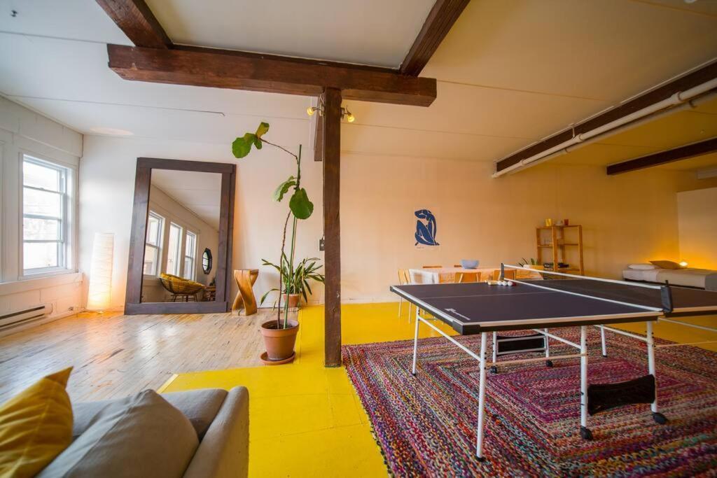 Апартаменты Le Loft Charlotte 1 Квебек Экстерьер фото